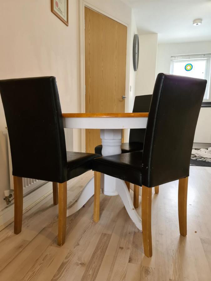 King En-Suite Close To The A30 Camborne Exterior foto
